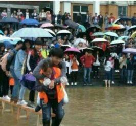 贵州一中学生爆料新闻,校园内惊现神秘事件,真相令人震惊! 第3张 贵州一中学生爆料新闻,校园内惊现神秘事件,真相令人震惊! 第3张